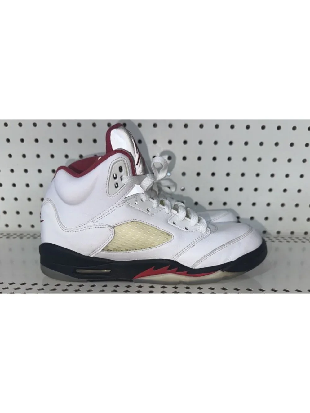 Air Jordan 5 Retro GS White Fire Red 2020 Boys Youth Basketball Shoes Size 6.5Y